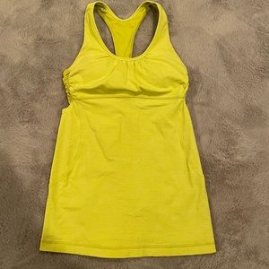 Lululemon size 4 tank